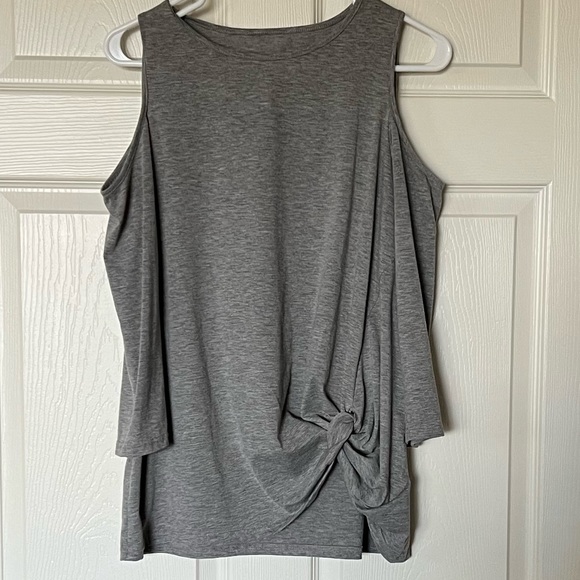 Open Shoulder Top - Picture 4 of 5